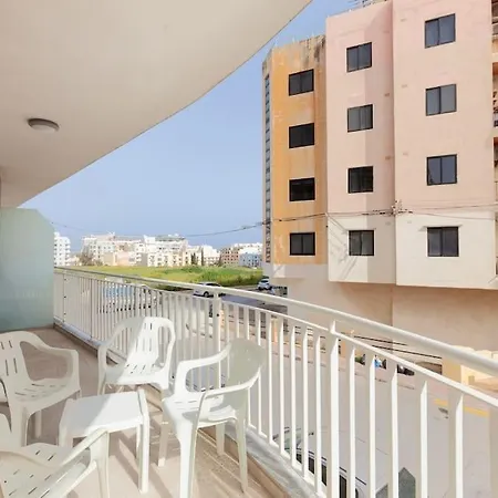 Apartman Spacious 2br In Qawra - Perfect For Families By 360 Estates San Pawl il-Baħar