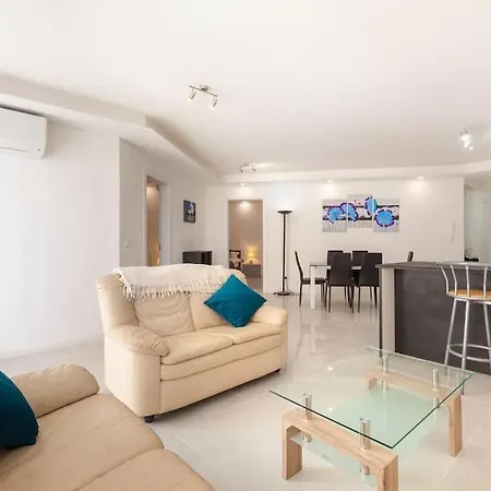 Apartman Spacious 2br In Qawra - Perfect For Families By 360 Estates San Pawl il-Baħar