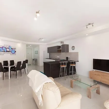 Spacious 2br In Qawra - Perfect For Families By 360 Estates * San Pawl il-Baħar